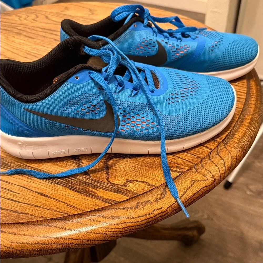 Nike RN Free Blue/Orange Running Sneakers‎ Lightweight  Size 7y